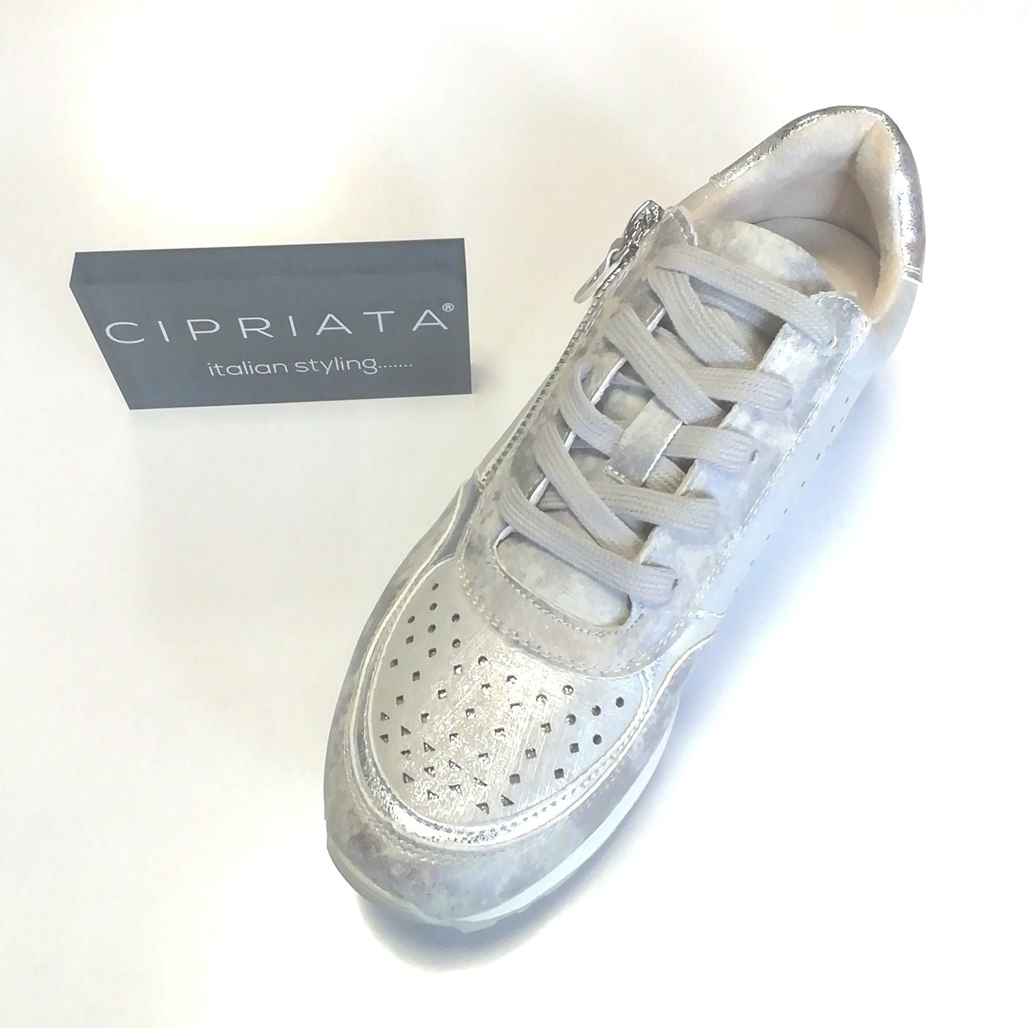 Cipriata 'ANTA' Silver Metallic Trainer