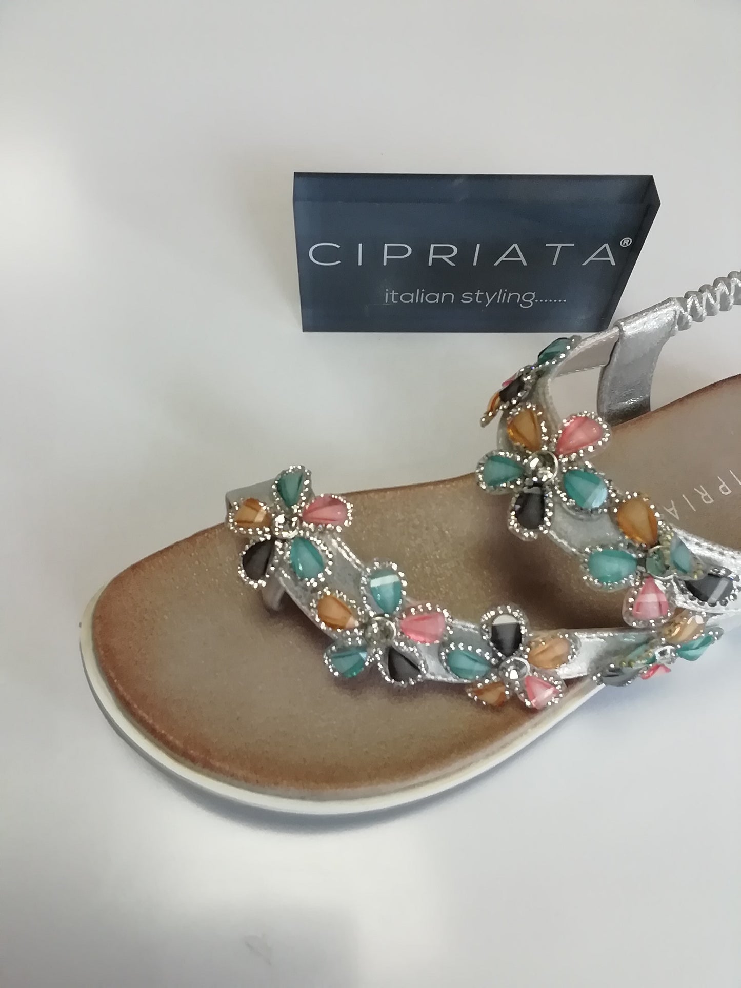 Ladies Silver Shimmer Diamante Toe Post Sandal